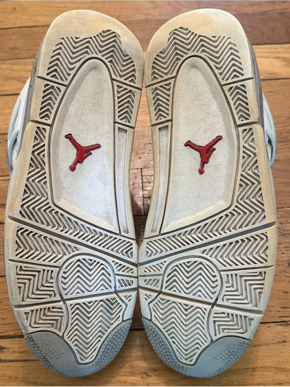 Jordan 4 Retro 